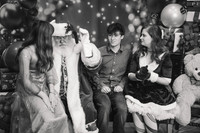 HANSEN--Santa Claus Portraits 2025 B&W