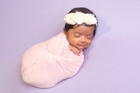 Jiyanshi's Newborn Portraits