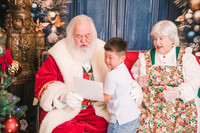 Lee Family- Brambleton's Santa & Mrs. Claus 2023