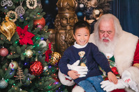Seong Hwang Family