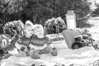 Maiorano Family Portraits (Fall 2023)(B&W)