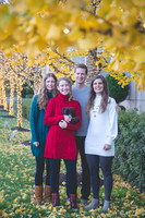 Buen Family Christmas Portraits 2023 (Matte)