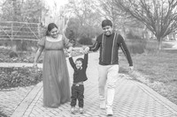 Ambika's Maternity Portraits (B&W)